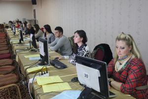 “Ekzit-poll”da iştirak edəcək kompüter və telefon operatorları üçün treninqlər keçirilib